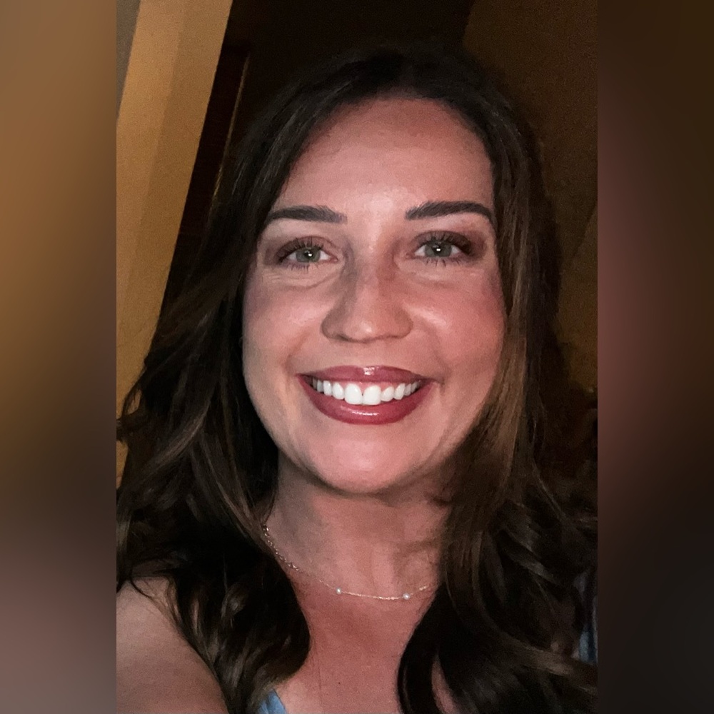 Meet your Posher, Liz